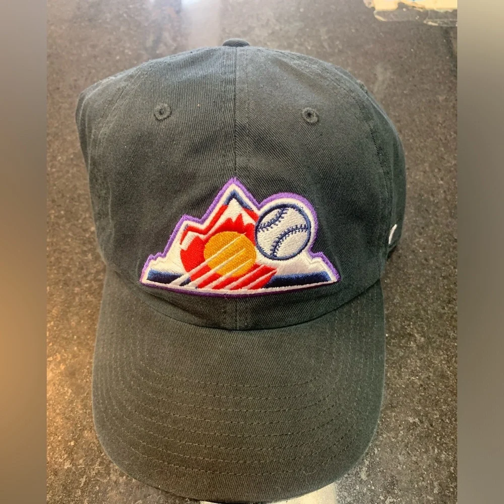 Colorado Rockies Black Baseball Cap with Embroidered Patch